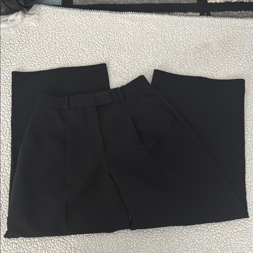 Abercrombie & Fitch Black Wide-Leg Pants